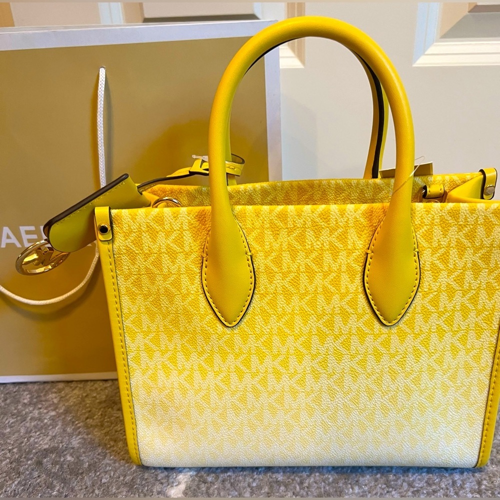 NWT 💛 Bundle of Michael Kors 💛 Mirella Small Ombré Crossbody & Jet Set Wallet - Picture 4 of 9